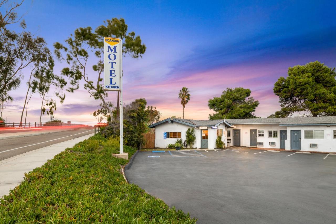 Scandia Motel Carlsbad Ngoại thất bức ảnh