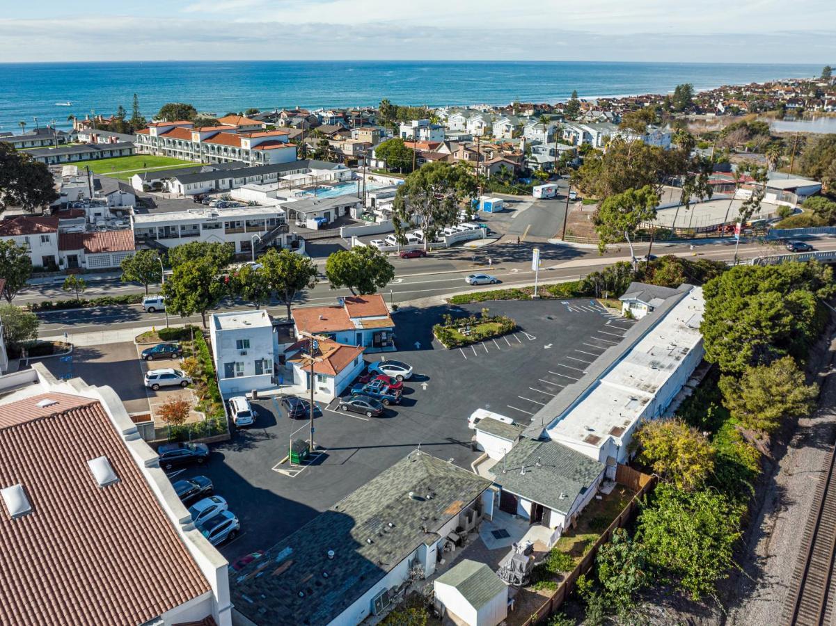 Scandia Motel Carlsbad Ngoại thất bức ảnh