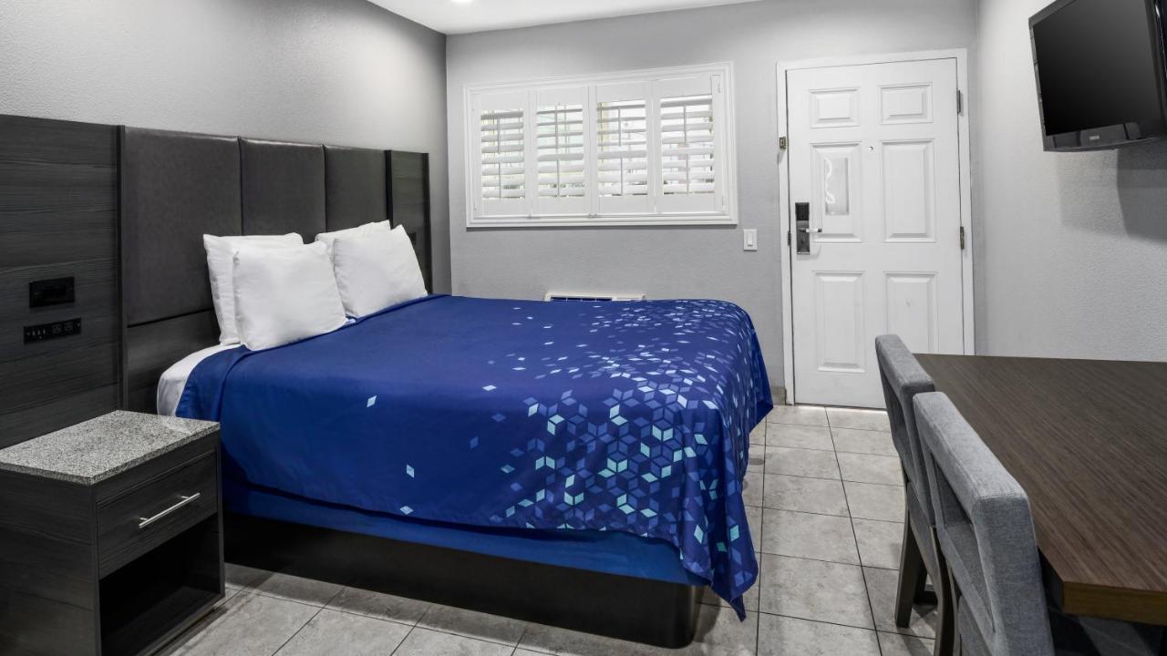 Scandia Motel Carlsbad Ngoại thất bức ảnh
