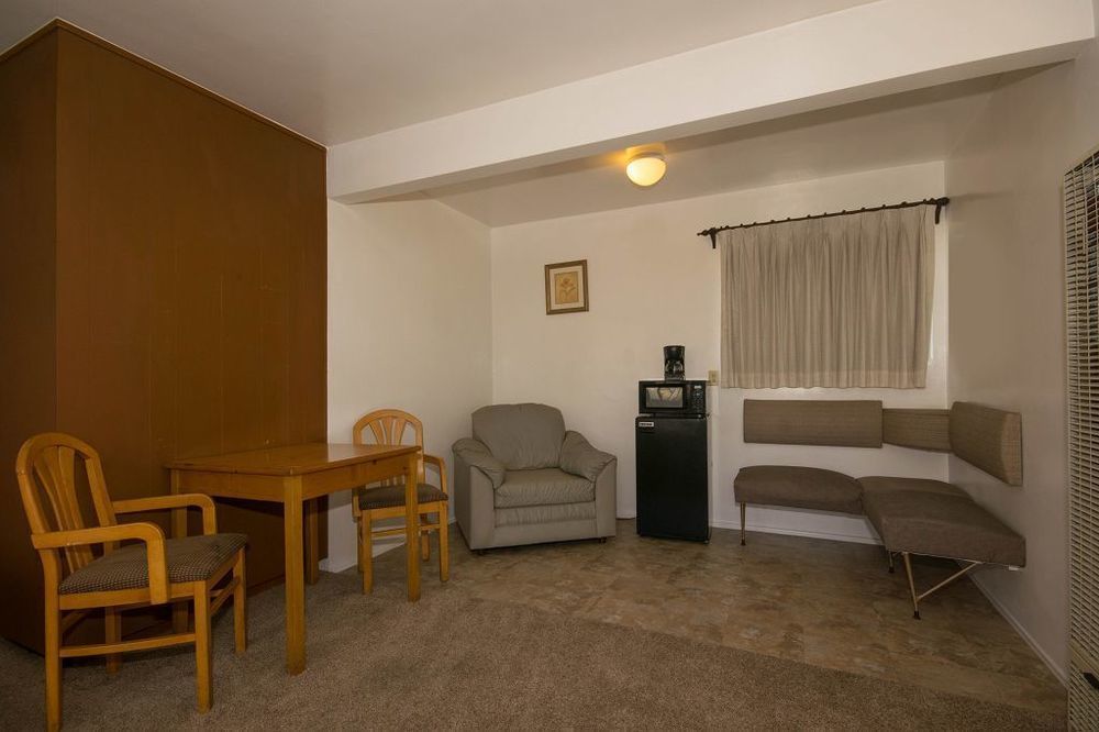 Scandia Motel Carlsbad Ngoại thất bức ảnh